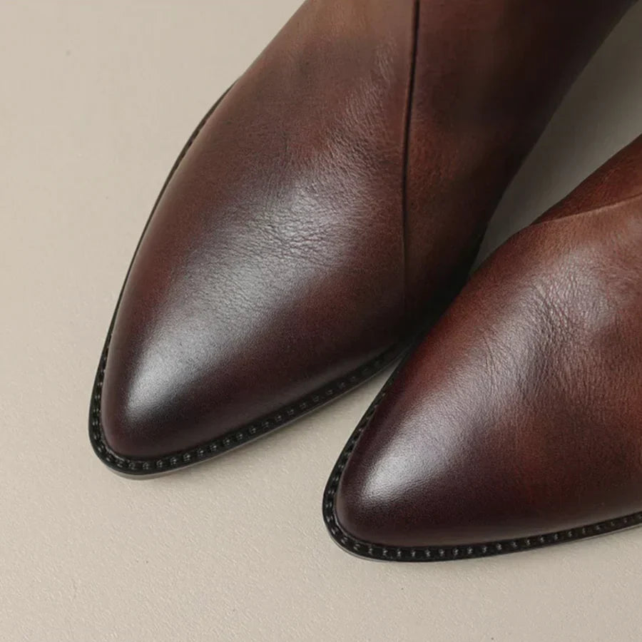 MAISON LORÉ™ | Bottines en cuir à talon bas